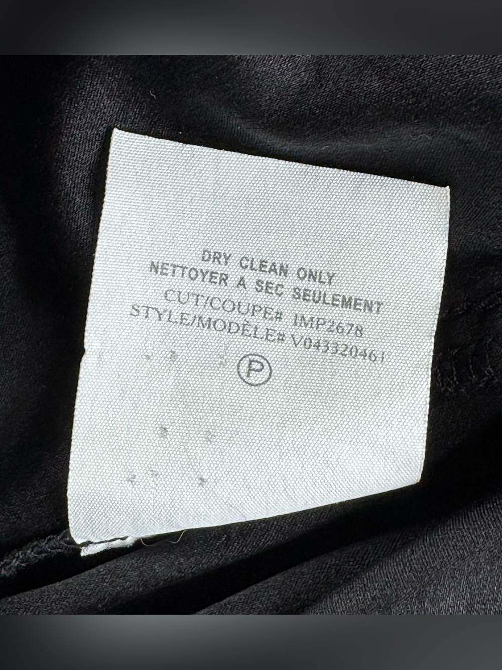 Vince Womens Silk Dress Pants Medium Black Tapered Relaxed Pull On Career Office - Picture 9 of 9